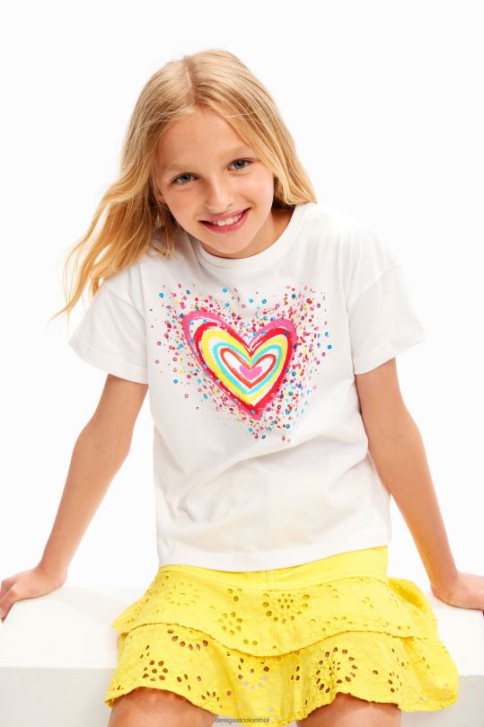 ropa 4802L1762 chica Desigual camiseta con corazón y lentejuelas - Desigual shop