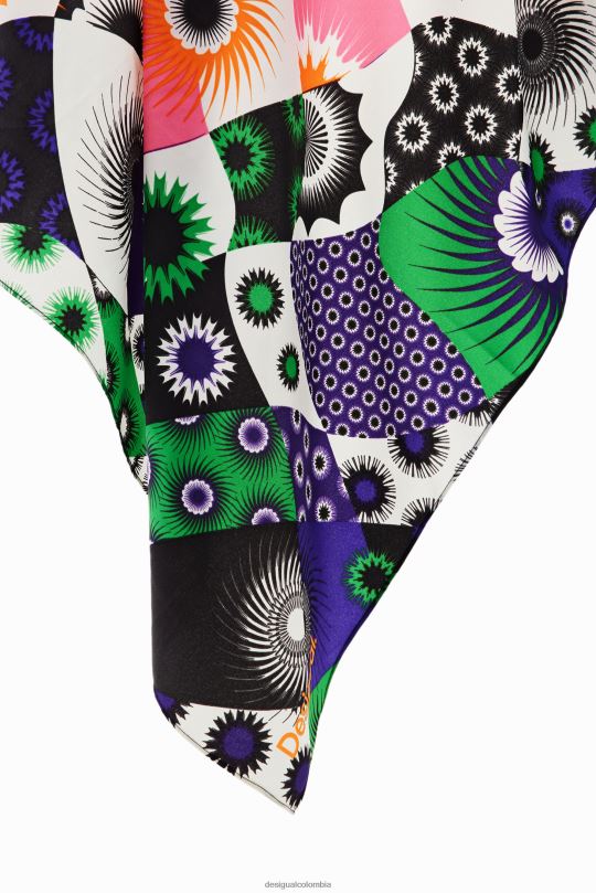 accesorio 4802L1441 mujer Desigual bufanda cuadrada con patchwork - Desigual shop