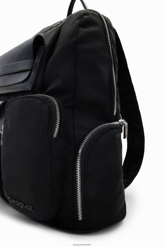 accesorio 4802L1228 mujer Desigual mochila grande con bolsillos de nailon - Desigual shop
