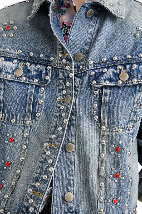 ropa 4802L1065 mujer Desigual chaqueta vaquera con tachuelas de johnson hartig - Desigual shop