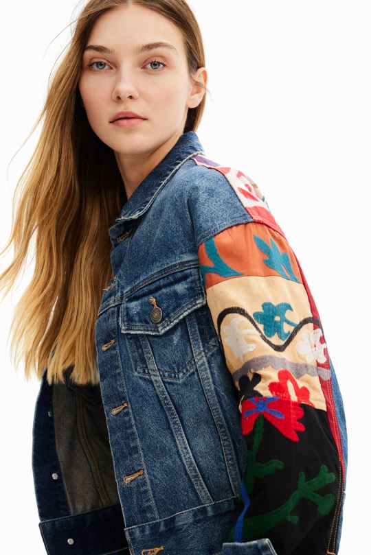 Desigual zapatos Colombia - ropa 4802L289 mujer Desigual chaqueta estilo camionero de mezclilla étnica