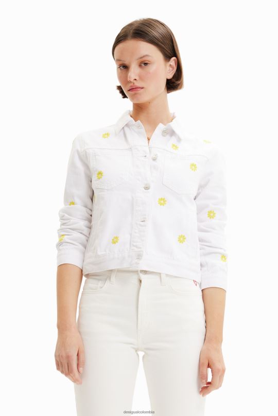 ropa 4802L817 mujer Desigual chaqueta vaquera con margaritas - Desigual sales online