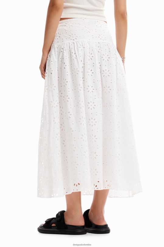 ropa 4802L336 mujer Desigual falda midi con bordado suizo - Desigual Colombia Medellín