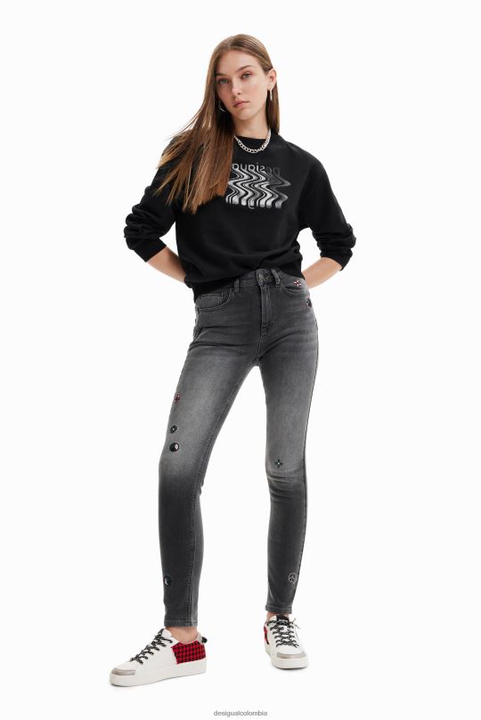 ropa 4802L551 mujer Desigual jeans ajustados con push-up y bordados - Desigual shop