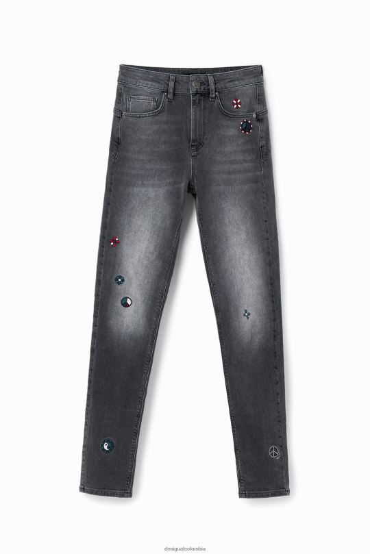 ropa 4802L551 mujer Desigual jeans ajustados con push-up y bordados - Desigual shop