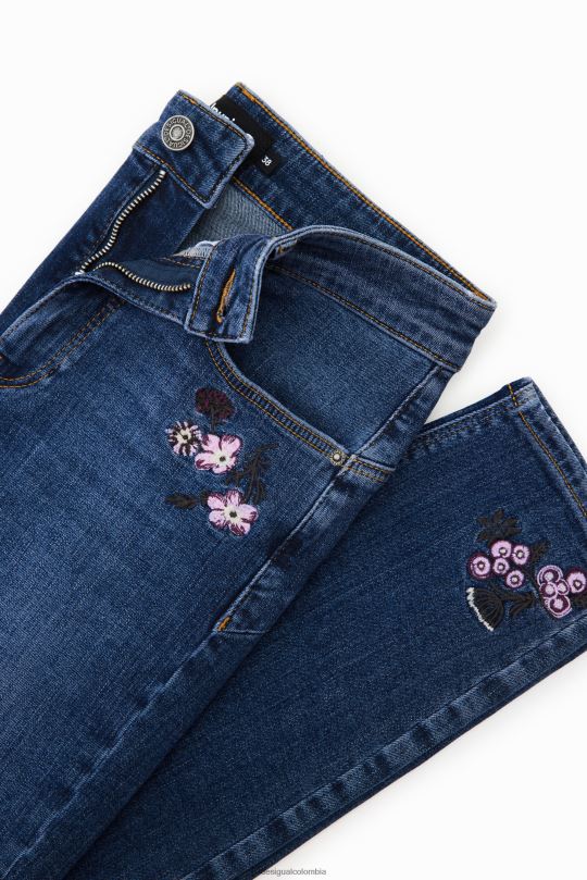 Desigual Colombia pagina oficial - ropa 4802L564 mujer Desigual vaqueros pitillo push-up con flores bordadas