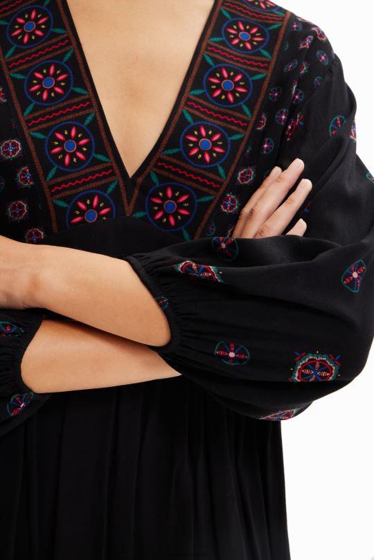 ropa 4802L410 mujer Desigual vestido corto con estampado étnico - Desigual sale damen