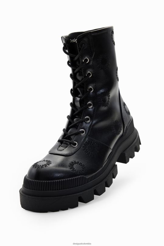 Desigual Colombia - calzado 4802L1479 mujer Desigual botas con suela track bordada
